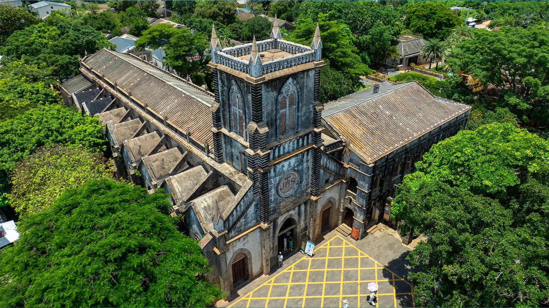 DH Beihai attractions